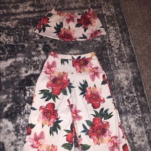 BooHoo Red & Pink Floral Coordinate Set Size US 6
